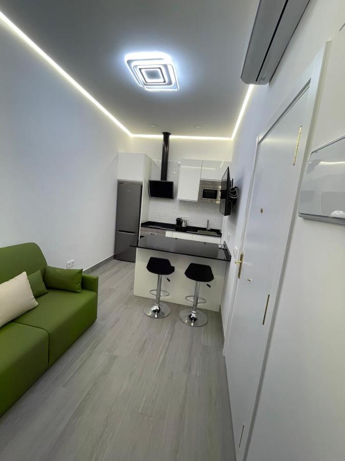 Suara Apartamentos 3 Мадрид Екстериор снимка