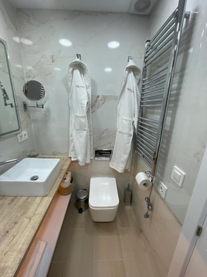 Suara Apartamentos 3 Мадрид Екстериор снимка